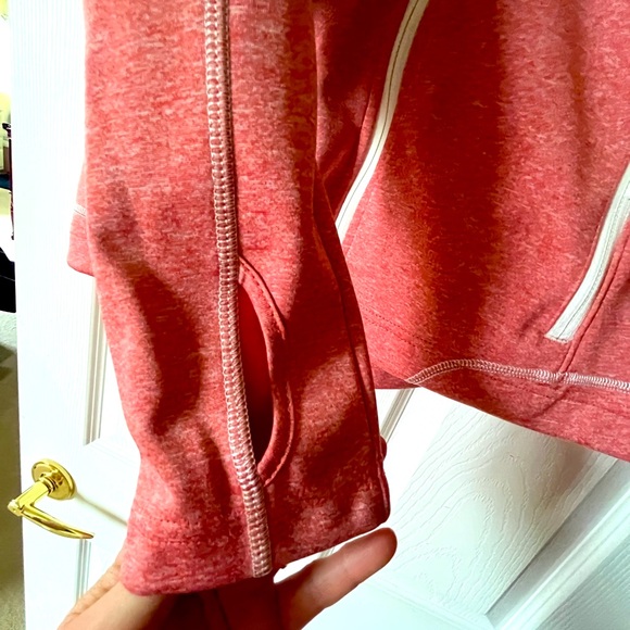 Lightweight, weather resistant, Harley Davidson jacket! Women’s LARGE - Picture 3 of 7